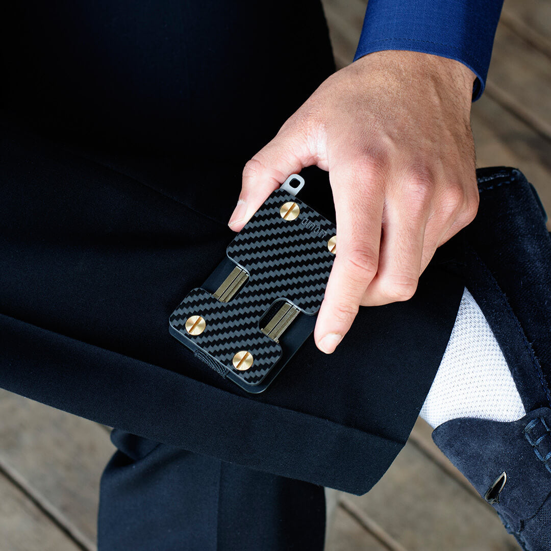Carbon Fiber Liquid Wallet (Brass Screws)